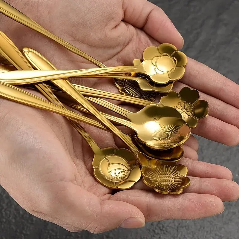 Gold Flower & Heart Spoon Set